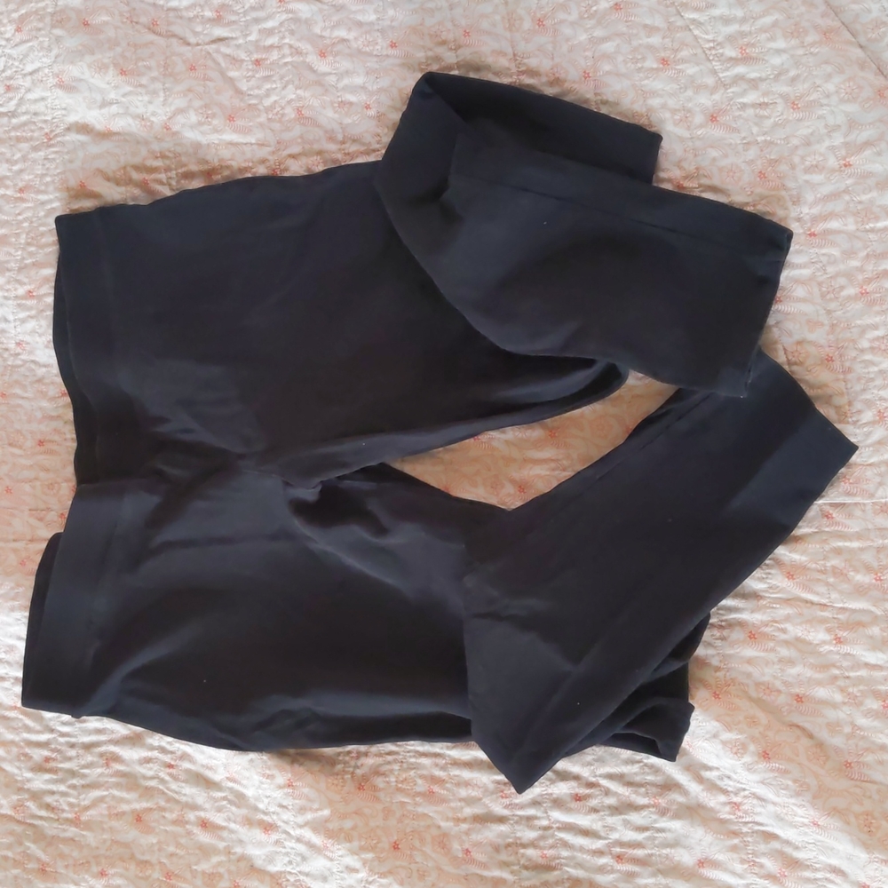 Black leggings